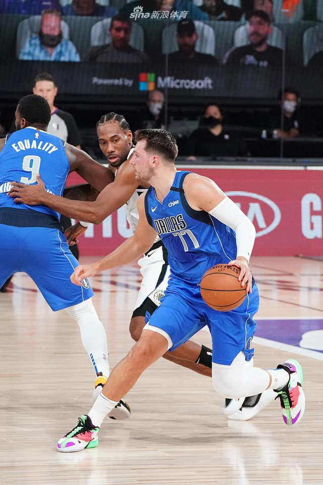 场上的出色 场上的出色